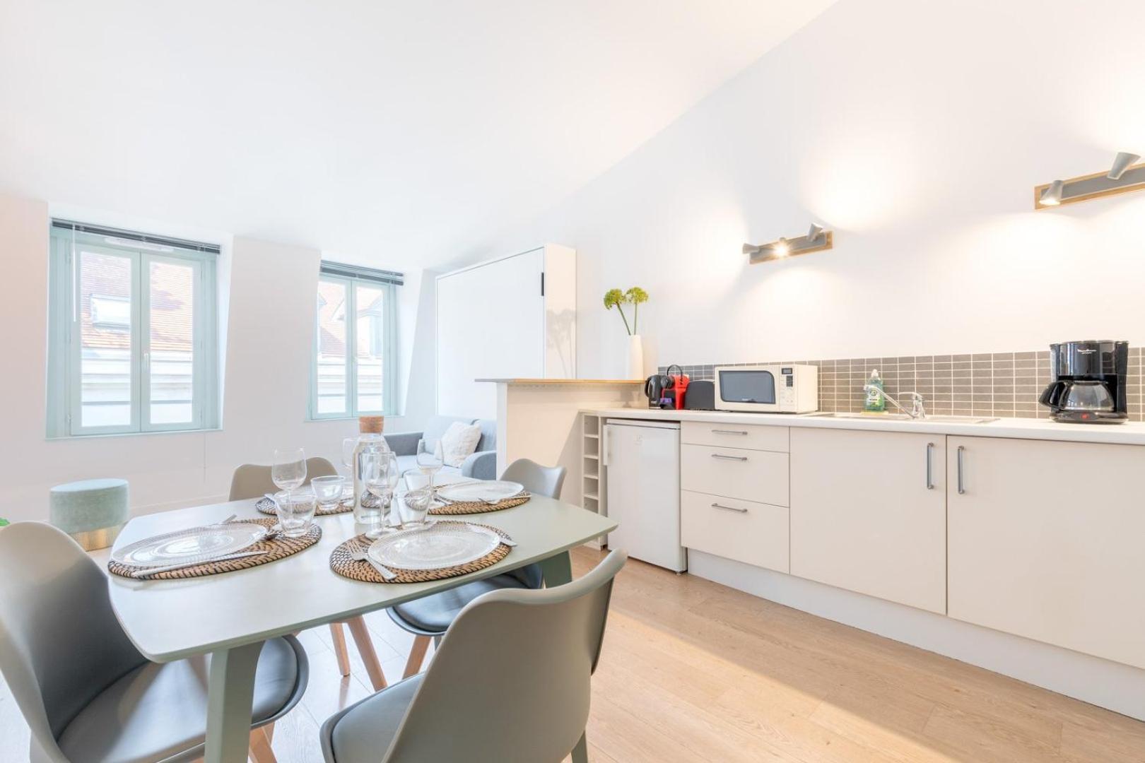 Vieux Lille Appartement Spacieux Et Equipe Eksteriør bilde