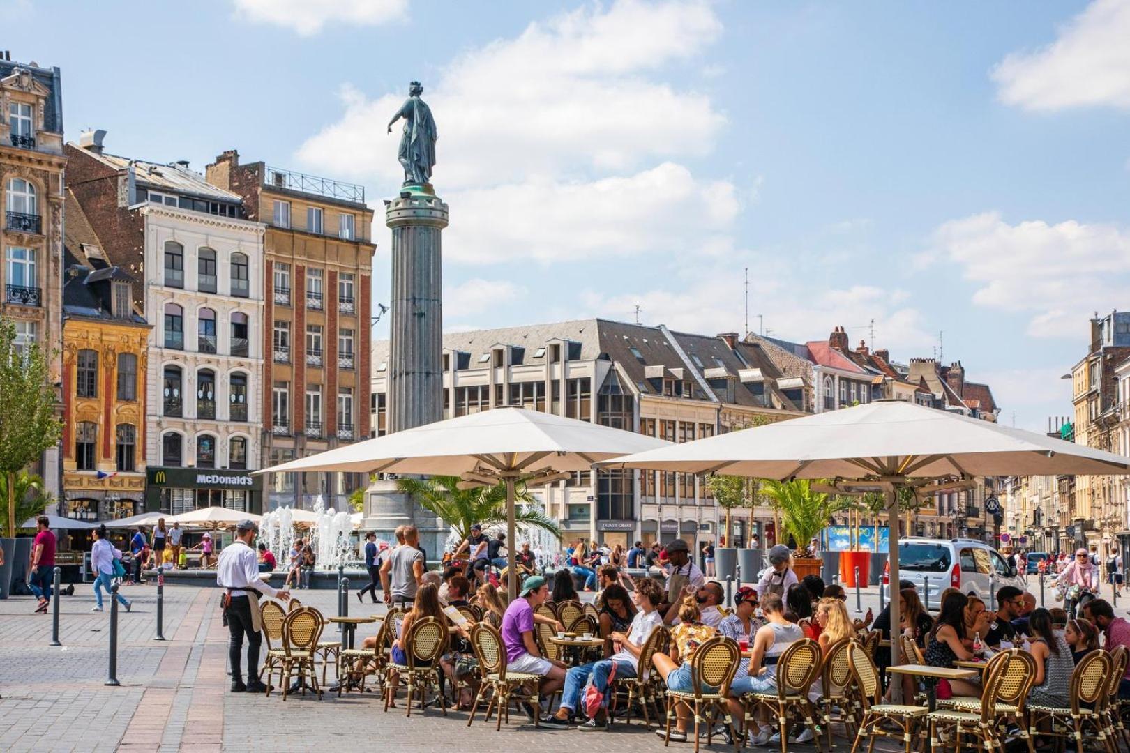 Vieux Lille Appartement Spacieux Et Equipe Eksteriør bilde